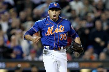 Mets, closer Edwin Díaz agree to record 5-year, $102 million contract: Sources