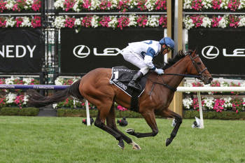 Miami Bound outstays her rivals in G1 VRC Oaks