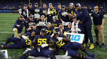Michigan favored over TCU in College Football Playoff semifinal