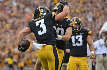 Michigan vs Iowa Odds, Picks & Predictions