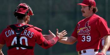 Miles Mikolas extension with Cardinals