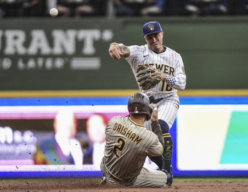 Milwaukee Brewers vs Pittsburgh Pirates, August 31, 2022