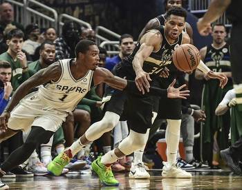 Milwaukee Bucks at San Antonio Spurs