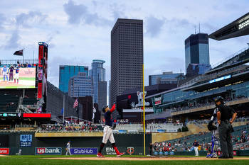 Minnesota Twins final offer to Carlos Correa revealed, and it was huge