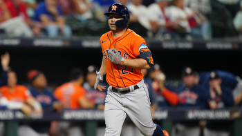 MLB picks, best bets for Thursday's playoff action: Jose Altuve and Trea Turner stay hot