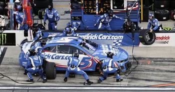 NASCAR Cup Series Las Vegas: Pennzoil 400 odds, TV info