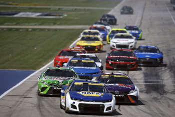 NASCAR makes late change to Texas playoff race format