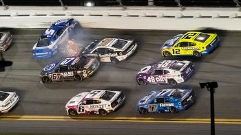 NASCAR: One clear Daytona 500 favorite, four drivers tied for second