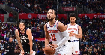 NBA picks: Knicks-Lakers prediction, odds, over/under, spread, injury report for Monday, Dec. 18