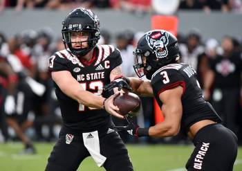 NC State vs UCONN 9/24/22 College Football Picks, Predictions, Odds