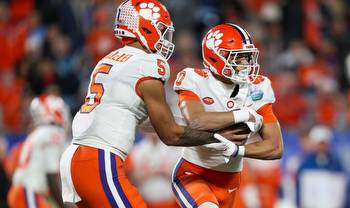 NCAAF Predictions: #6 Tennessee vs #7 Clemson Odds, Picks, & Preview