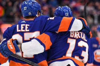 New York Islanders at Vancouver Canucks