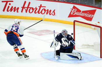 New York Islanders vs Winnipeg Jets 3/11/22 NHL Picks, Predictions, Odds