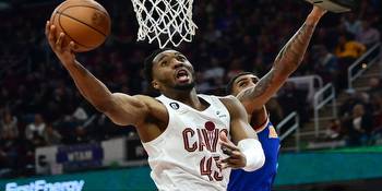 New York Knicks at Cleveland Cavaliers Game 1 odds, picks and predictions