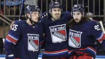 New York Rangers at Boston Bruins odds, picks and predictions