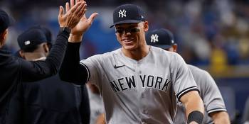 New York Yankees at Minnesota Twins odds, pitching matchups