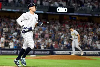 New York Yankees vs Boston Red Sox Betting Analysis