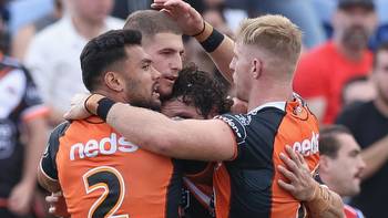 Newcastle Knights vs Wests Tigers Prediction, Betting Tips & Odds