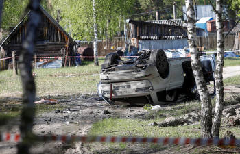 News Wrap: Russia accuses Ukraine in car bomb attack on pro-Kremlin writer