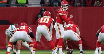NFL SGP Best Bets Today: Matthew Berry’s Week 11 MNF Same Game Parlay Picks on DraftKings Sportsbook