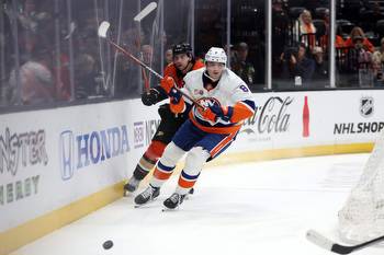 NHL Predictions & Odds 3/18/23