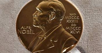 Nobel panel to announce winner of literature prize