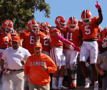 Odds and Ends: Clemson Tigers are Favored by a TD vs. Louisville