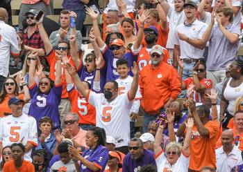 Odds and Ends: Clemson Tigers Begin Week Favored in Prime-Time Matchup vs. NC State