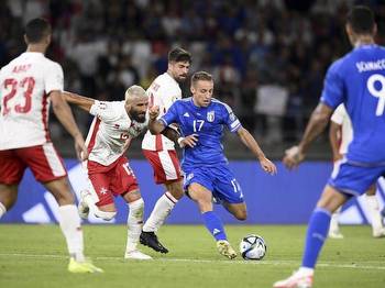 Odds-on Italy ease past Malta despite betting probe