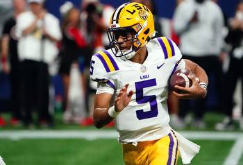 Opening College Football Week 1 Odds, Spreads and Early Predictions