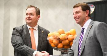 Orange Bowl picks: Clemson-Tennessee betting splits for spread, over/under, ML