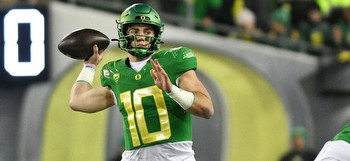 Oregon vs. Liberty early odds outlook: Sportsbooks expect Ducks to trounce Flames in Fiesta Bowl