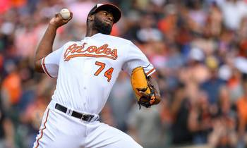 Orioles face winter of uncertainty on closer decision