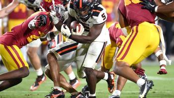 Pac-12 and national CFB experts pick the USC-Oregon State showdown