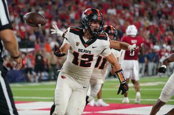 PAC-12: Oregon State vs USC 9/24/22 College Football Picks, Predictions, Odds