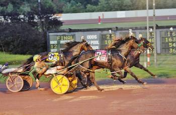 Pacing colts handle slop in $162,620 PASS