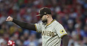 Padres notes: Padres' Nick Martinez bets on himself again; Stammen wants to keep pitching; playoff shares