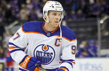 Panthers vs Oilers Picks, Predictions & Odds Tonight