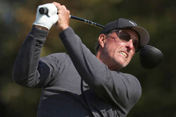Phil Mickelson lost $100M in sports bets, Billy Walters book alleges