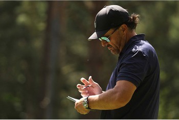 Phil Mickelson’s gambling and why the PGA Tour had to intervene