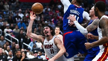Phoenix Suns vs. Miami Heat odds, tips and betting trends