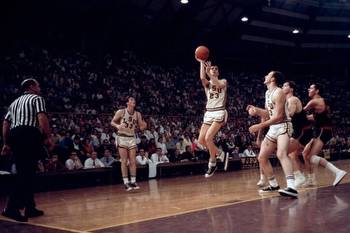 Pistol Pete Maravich’s NCAA scoring record could fall. How should we feel about it?
