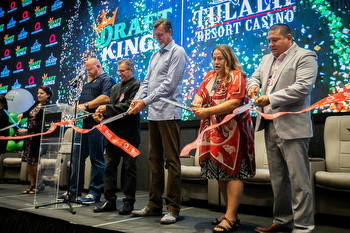 Place your bets: Seattle sports legends ring in new Tulalip sportsbooks