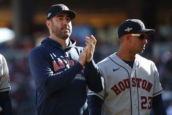 Rangers cap one-sided sweep of O's, advance to ALCS