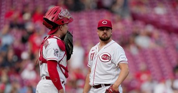 Reds-Angels prediction: Picks, odds on Tuesday, August 22
