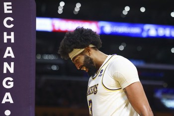 Sacramento Kings vs Los Angeles Lakers Odds, Picks & Player Props (Nov. 15)