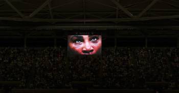 Serena's championship odds cut amid U.S. Open run