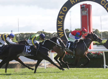 Sharp 'n' Smart wins G1 NZ Derby