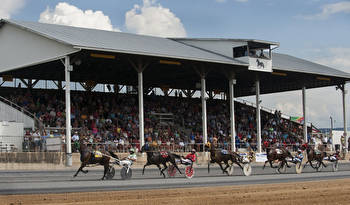 Shenandoah brings pari-mutuel racing with opener