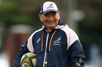 'Sink the economy': Jones' cheeky New Zealand sledge as Wallabies welcome underdog status